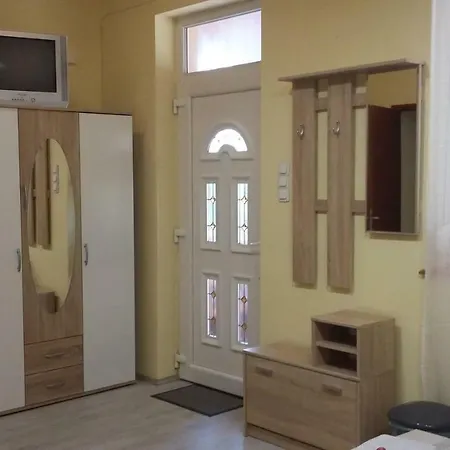 Pal Utcai Apartman מישקולץ מראה חיצוני תמונה